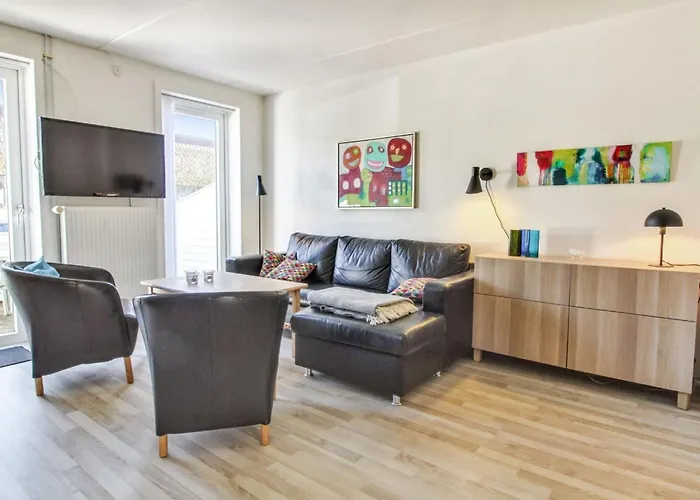 Arna - 2-3km From The Sea By Interhome *